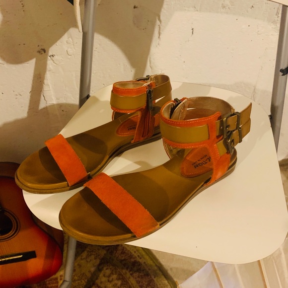 Cute One Shoulder tiered Dress. - Picture 5 of 6